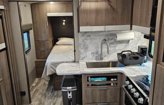 2021 Grand Design Imagine 2400BH