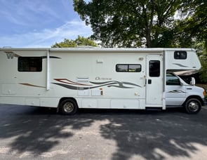 Winnebago Outlook 31C