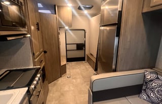 Family and Pet Friendly fun in this Freelander RV!