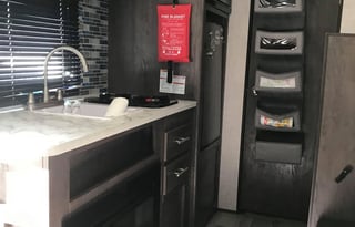 2021 Coleman lantern Lt 17b