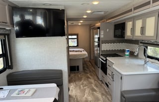 2022 Thor Motor Coach Windsport 29M