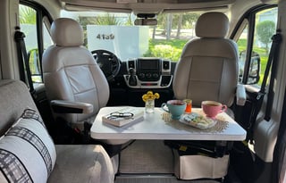 T2022 CONVENIENT & EASY TO DRIVE RV!!  SCOPE 18M