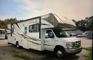 2019 Winnebago Spirit 31G Family-Road-Trip Read