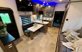 Forest River Vengeance Rogue Armored 371A13