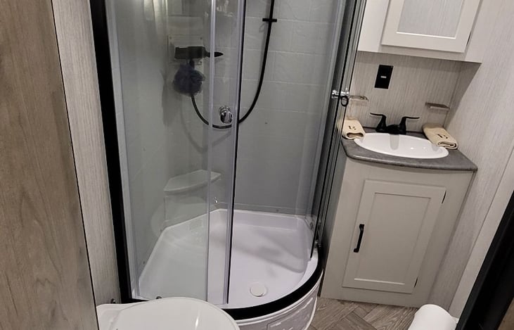 Full bath witb shower near master bedroom