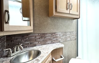 2020 Thor Motor Coach Daybreak 27DB