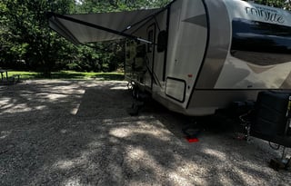 Cozy Family Camper with Goodies!
