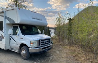 Rustic Alaska Igloo with master bedroom & bathroom