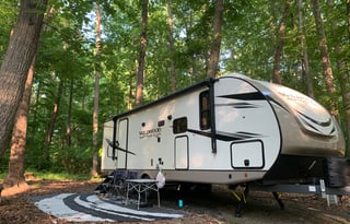 Big & Comfy - Large bathroom, full kitchen + Pets!