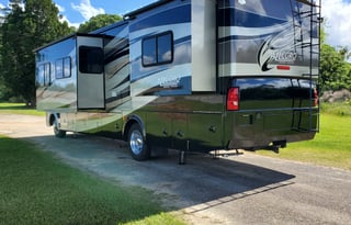 2012 Tiffin Elegro 35QBA Bunkhouse
