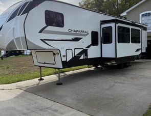 Coachmen RV Chaparral 360IBL