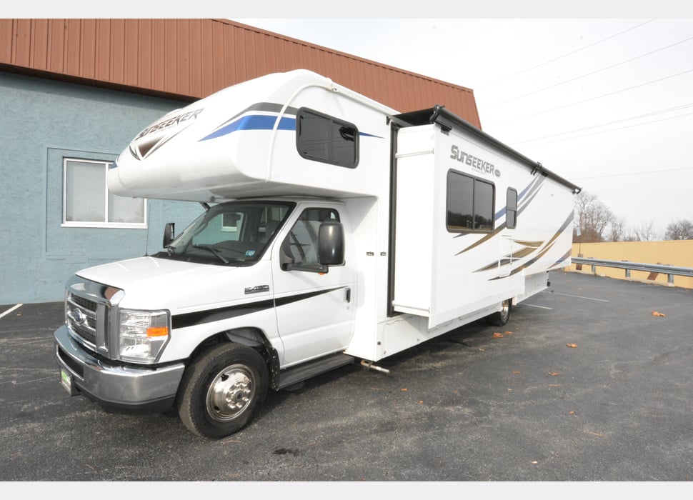Class C Motor Home rentals in Nottingham