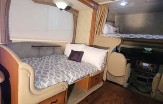 2020 Coachmen RV Freelander 27 QB