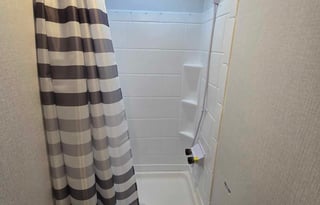 Brand New Clipper, Spacious and Clean