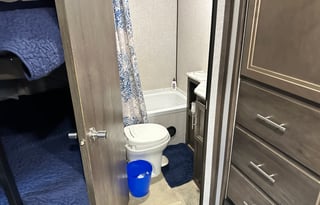 2020 Coleman Lantern BH 285