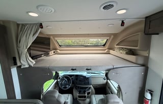 BRAND NEW 2026 Entegra Esteem 27U 30' Class C