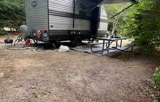 Lightweight trailer perfect for family getaway!