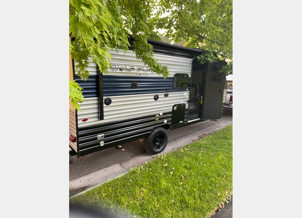 Travel Trailer rentals in Baker