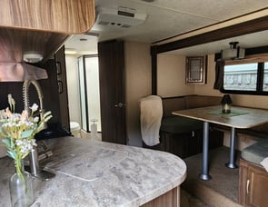 Coachmen RV Apex Ultra-Lite 215RBK