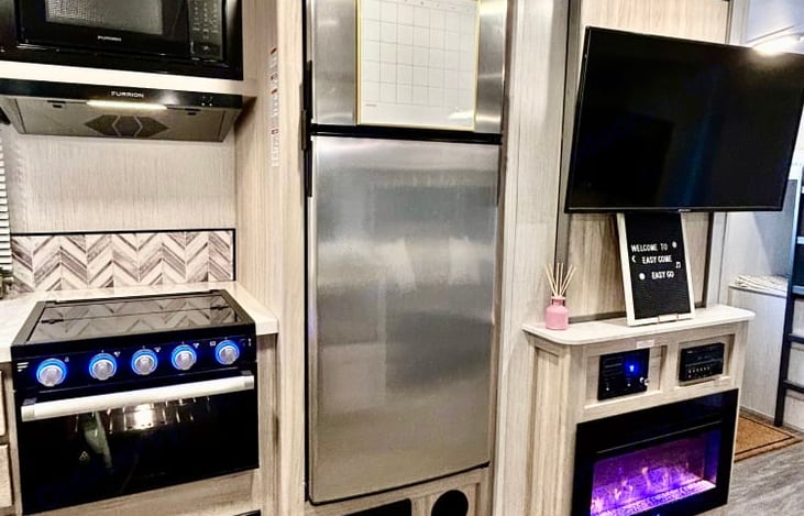 Stove, Microwave, Spacious Refrigerator