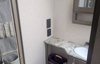 Cozy R-Pod Retreat