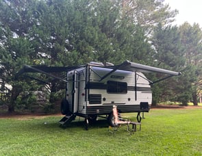 Sunset Park RV Sun-Lite Classic 16BH