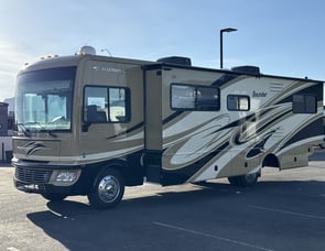 Fleetwood RV Bounder 33U