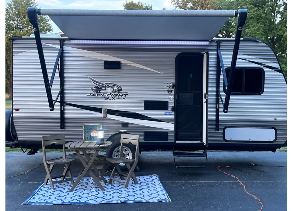 Travel Trailer rentals in Hampshire
