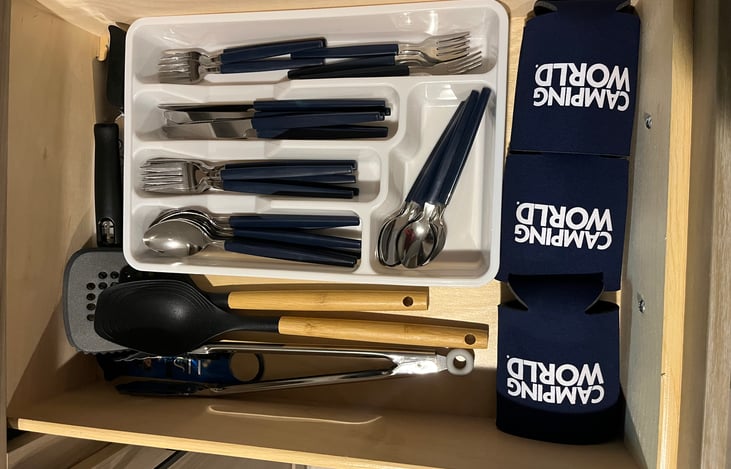 Utensils & cook ware