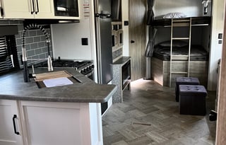 Amazing Bunkhouse, Outside Kitchen, Fireplace