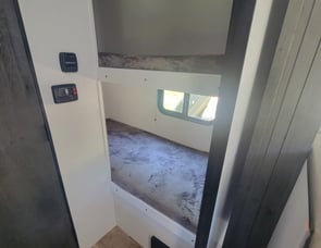 Keystone RV Hideout Single Axle 176BH