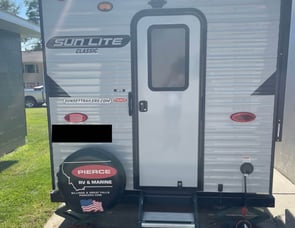 Sunset Park RV Sun-Lite 18TB