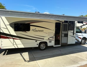 Coachmen RV Freelander 27QBF