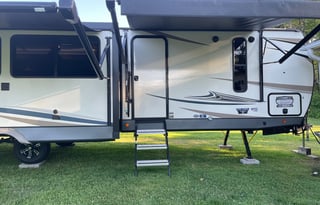 PaRV At The Palace Rental