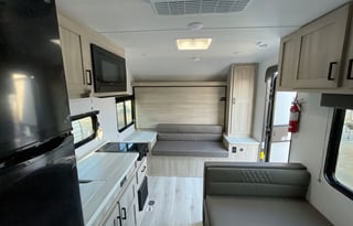 Welcome Aboard at the 2024 Silver Lake LE 17BHLE