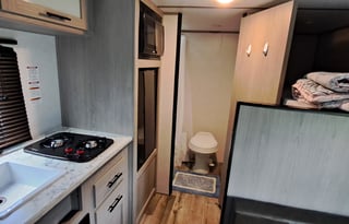 2023 Dutchmen RV Coleman 17B