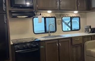 Homey Away From Home - Family Friendly and Cozy