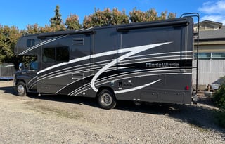 “Lego my Bego” 2024 Minnie Winnie 26T