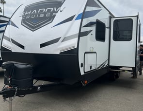 Cruiser Shadow Cruiser 240BHS