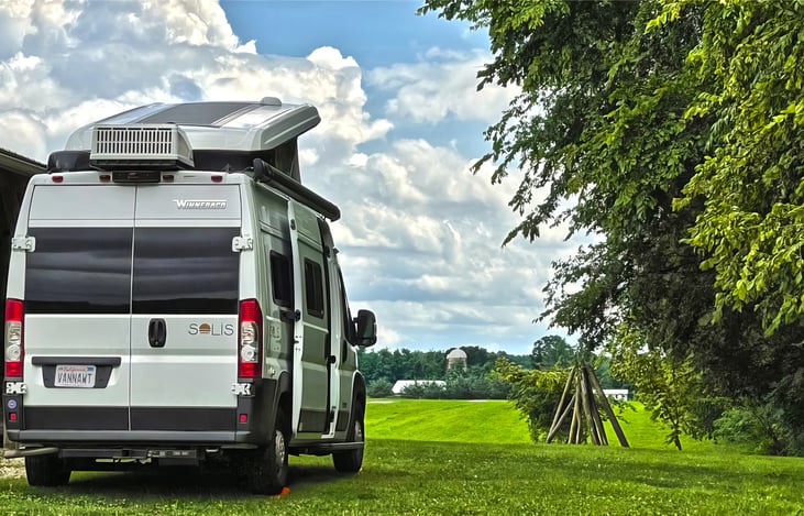 One of the perks of having family in the Midwest, there's always a barn or something to park behind.  Not a bad view to wake up to!
