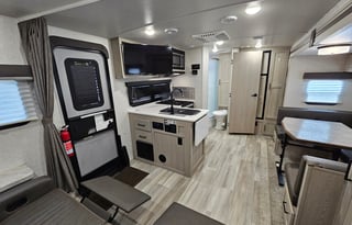 2021 Forest River Rockwood Mini Lite 2104S