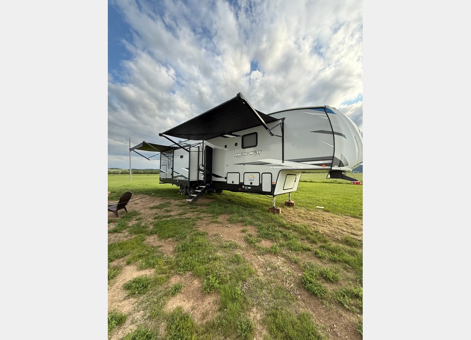 Fifth Wheel rentals in Rapid City