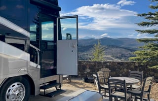 Thor Venetian Bunkhouse | Family Friendly RV