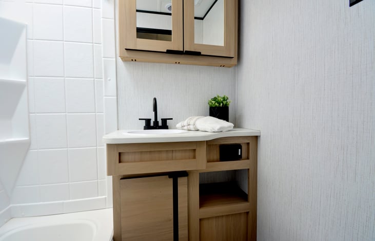 Experience "Wisdom" with our 2022 Cruiser Radiance 28QP located near Table Rock Lake near Branson Missouri and Lake Of The Ozarks. Thank you from us at Stone Mountain RV & Camper Rentals!