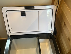 Ice Castle Fish Houses Ice Castle Fish Houses 12V Special