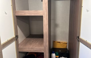 The Labrador Lodge – Pet-Friendly, Off-Grid Camper