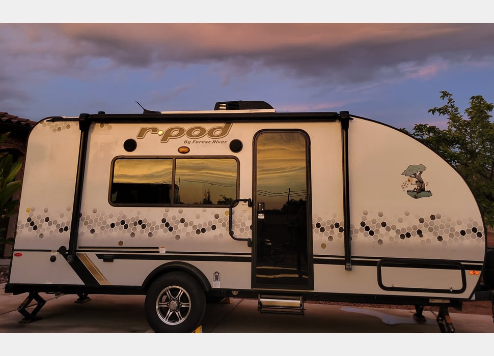 Travel Trailer rentals in Escondido