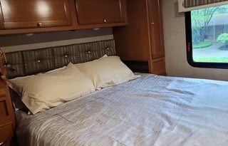 Phoenixville and Beyond Class A RV Glamping!