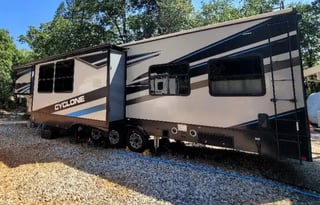 2022 Heartland Cyclone 4270