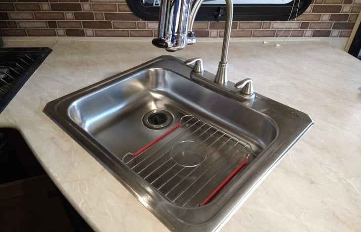 NEW!!  Farm house sink